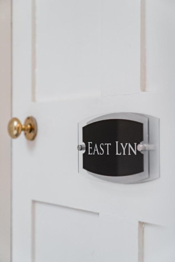 Lee House Bed & Breakfast 3*